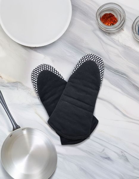 Oxford Oven Mitt
